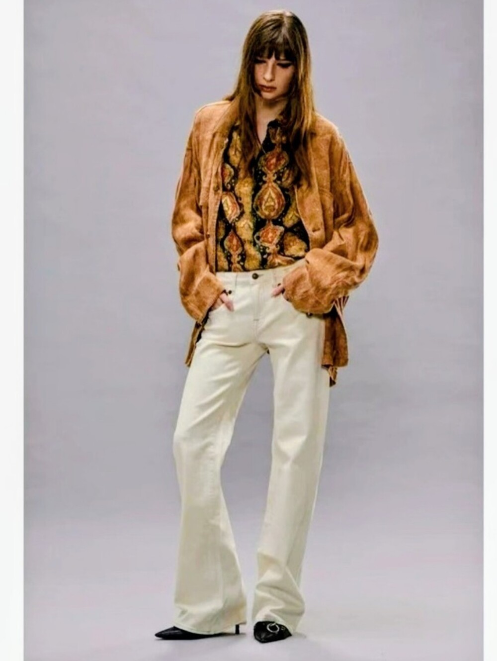 100% genuine leather, no name coat.